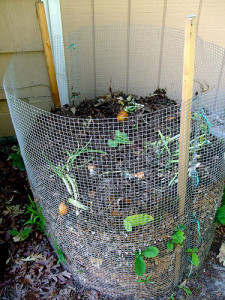 Chickenwire compost