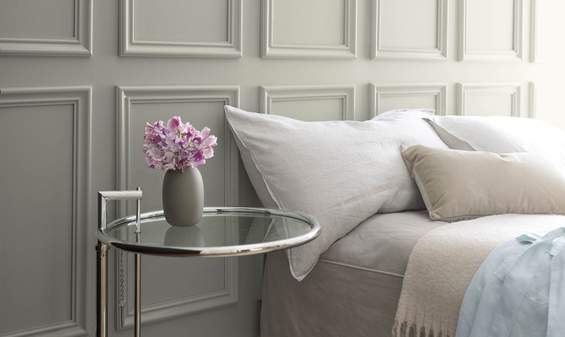 ben moore color of the year 2019 bed